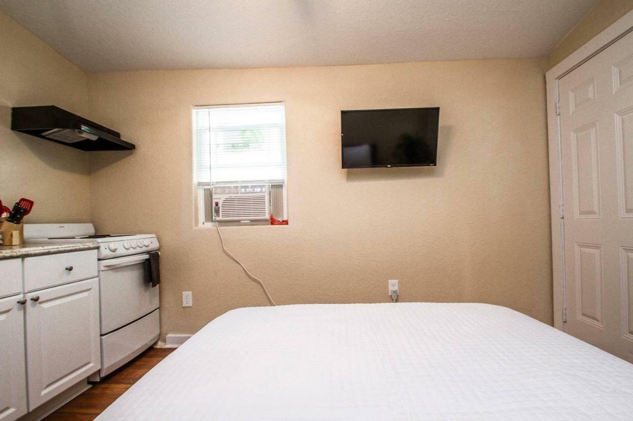 Remodeled Studio Near Downtown Apartman San Antonio Kültér fotó